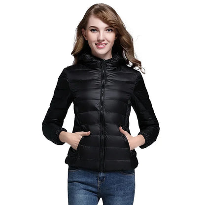 Lino Giacca Invernale da Donna Leggera con Cappuccio | Disponibile in Rosso, Blu, Khaki, Verde 1