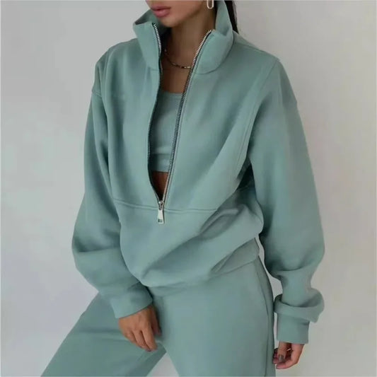 Lira Completo Sportivo da Donna con Zip | Comodo, Caldo 0