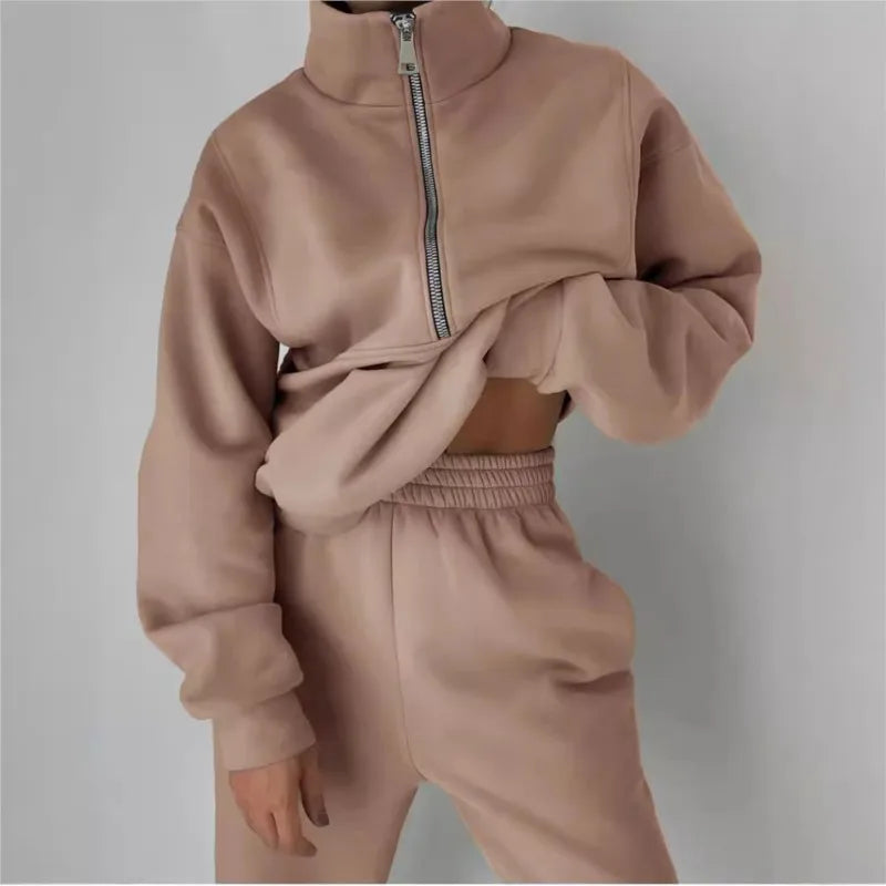 Lira Completo Sportivo da Donna con Zip | Comodo, Caldo 2