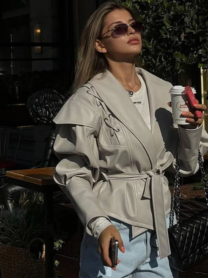 Livia Giacca di Pelle Donna Elegante con Maniche Lunghe | Vita Sottile, Colletto a Risvolto 5