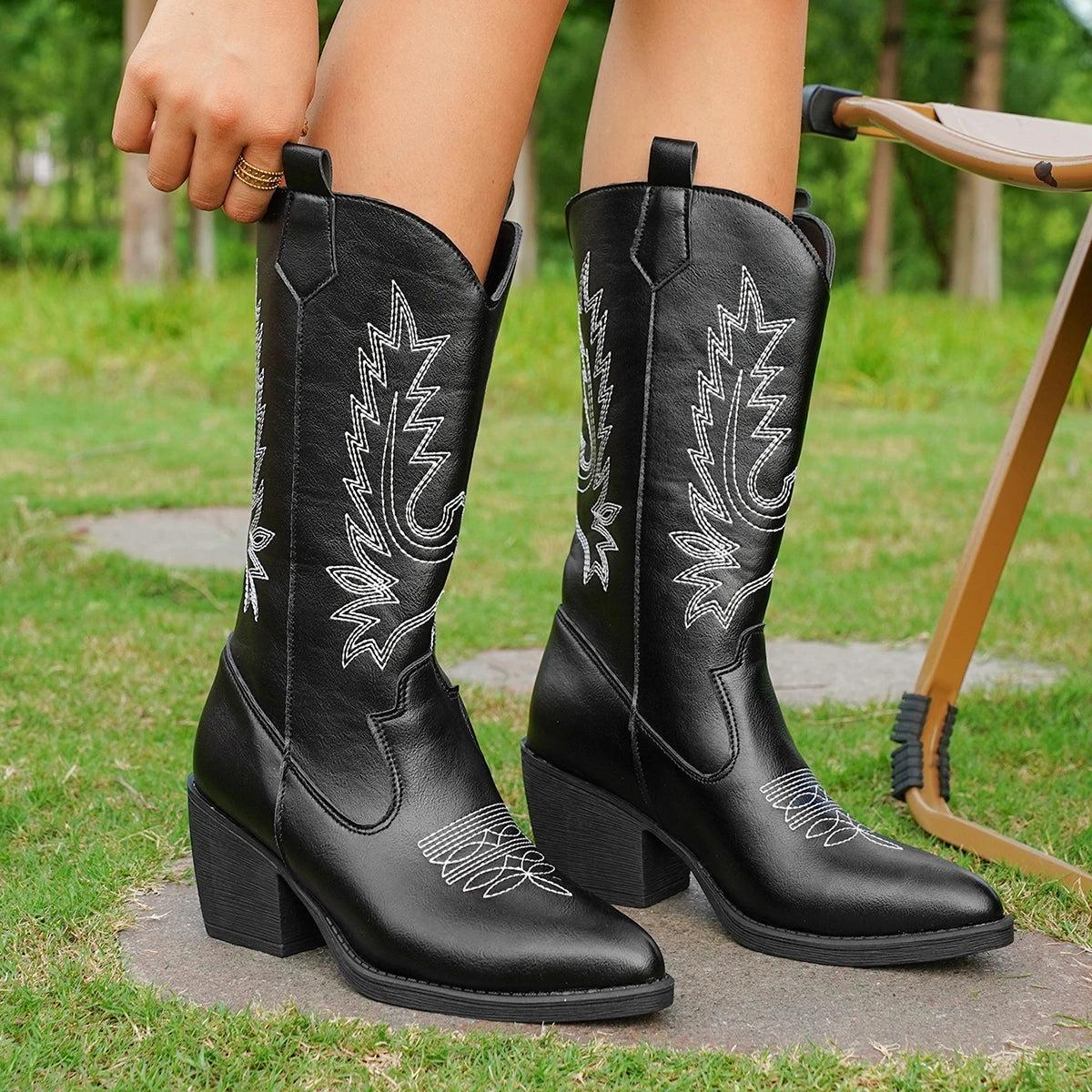 Solace Stivali da Cowboy Donna Ricamati | Tacco Quadrato, Suola Spessa, a Punta - Stivali da cowboy neri da donna con ricami bianchi, tacco quadrato e punta affilata. - Arancione / 36